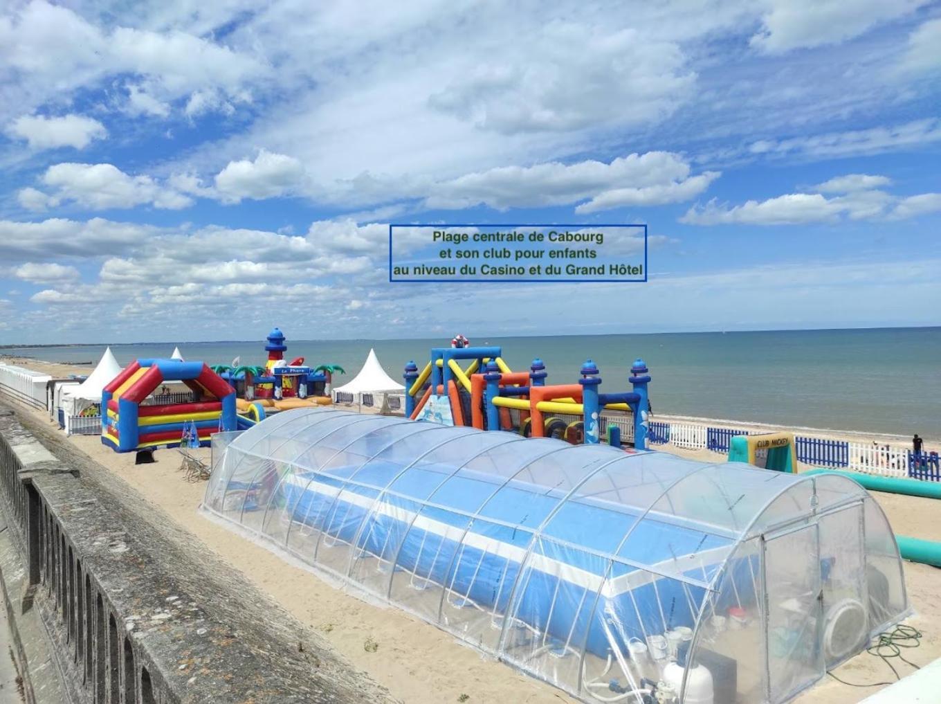Cabourg, Appartement T2 Acces Direct Mer Exterior foto
